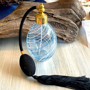 Elegant Art Glass Perfume Atomizer, Would Look Beautiful on Your Dressing Table